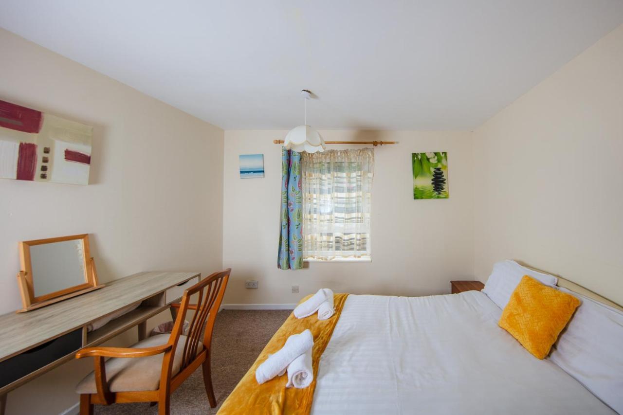 إدنبرة Fab Arthur Seat Views, Old Town Apartment المظهر الخارجي الصورة