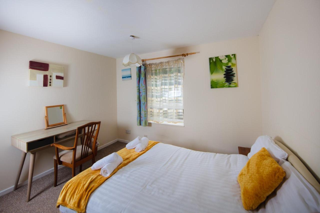 إدنبرة Fab Arthur Seat Views, Old Town Apartment المظهر الخارجي الصورة