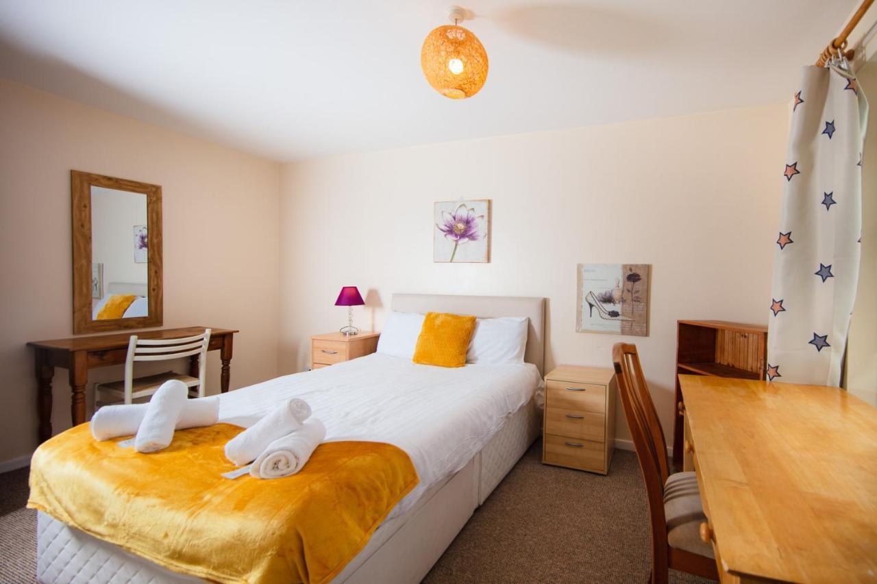 إدنبرة Fab Arthur Seat Views, Old Town Apartment المظهر الخارجي الصورة