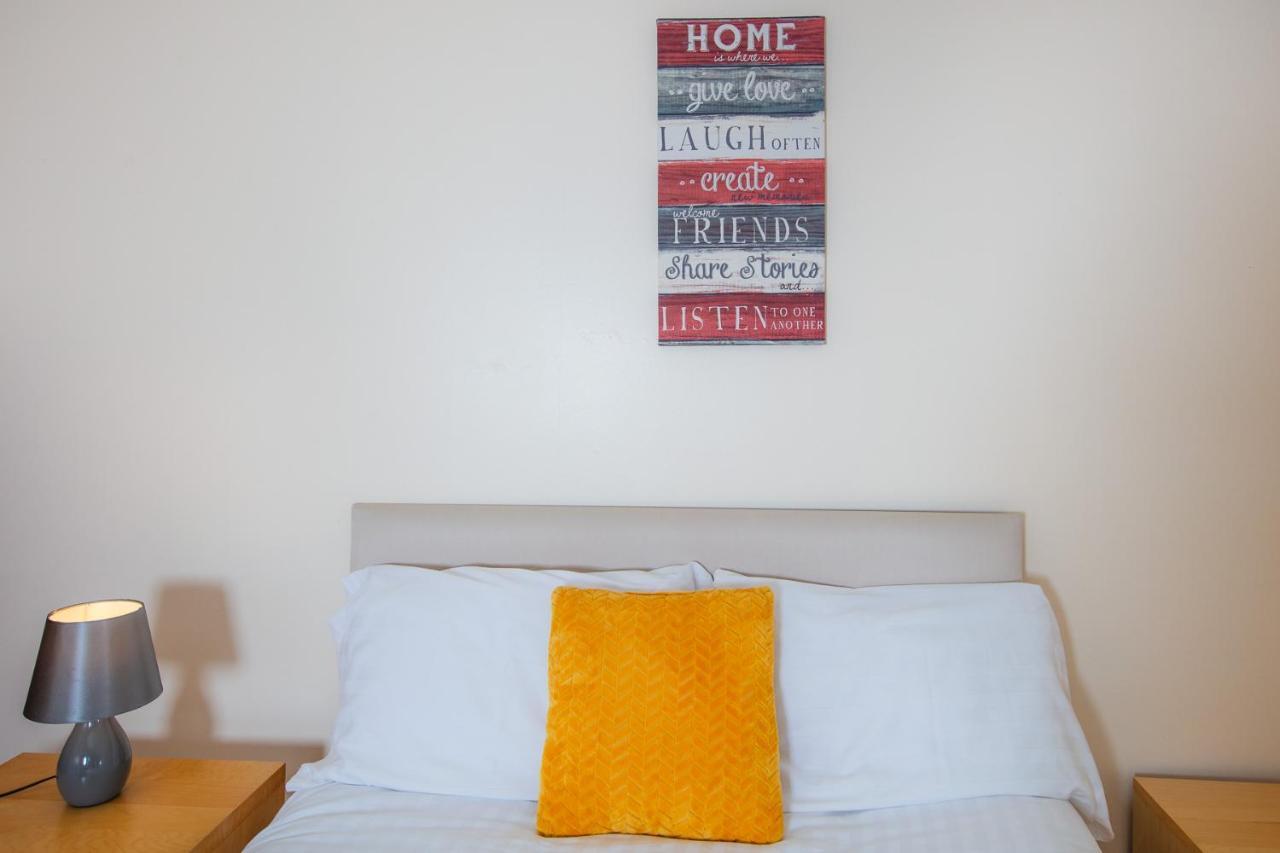 إدنبرة Fab Arthur Seat Views, Old Town Apartment المظهر الخارجي الصورة
