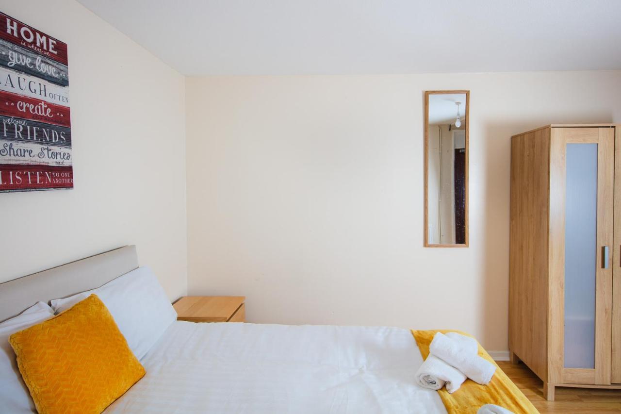 إدنبرة Fab Arthur Seat Views, Old Town Apartment المظهر الخارجي الصورة