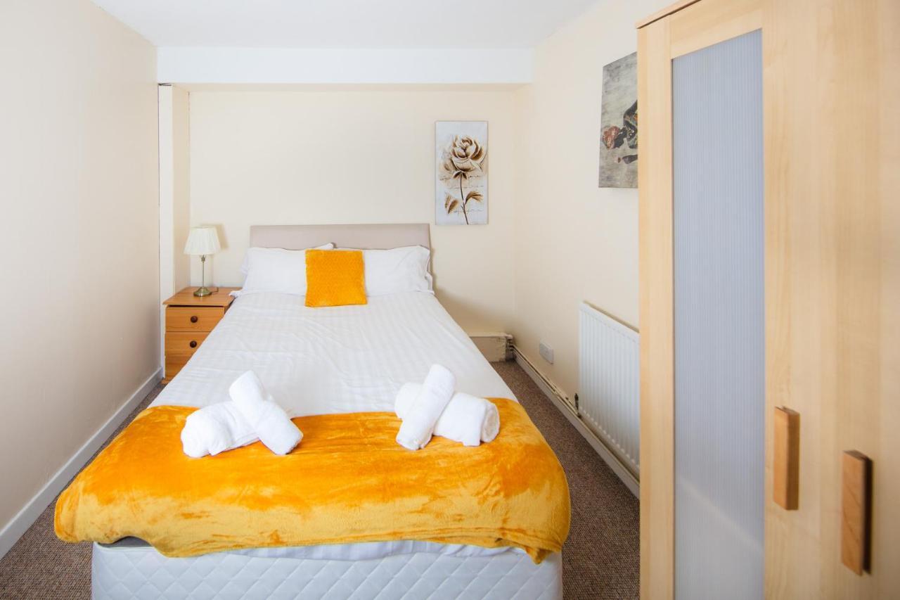 إدنبرة Fab Arthur Seat Views, Old Town Apartment المظهر الخارجي الصورة